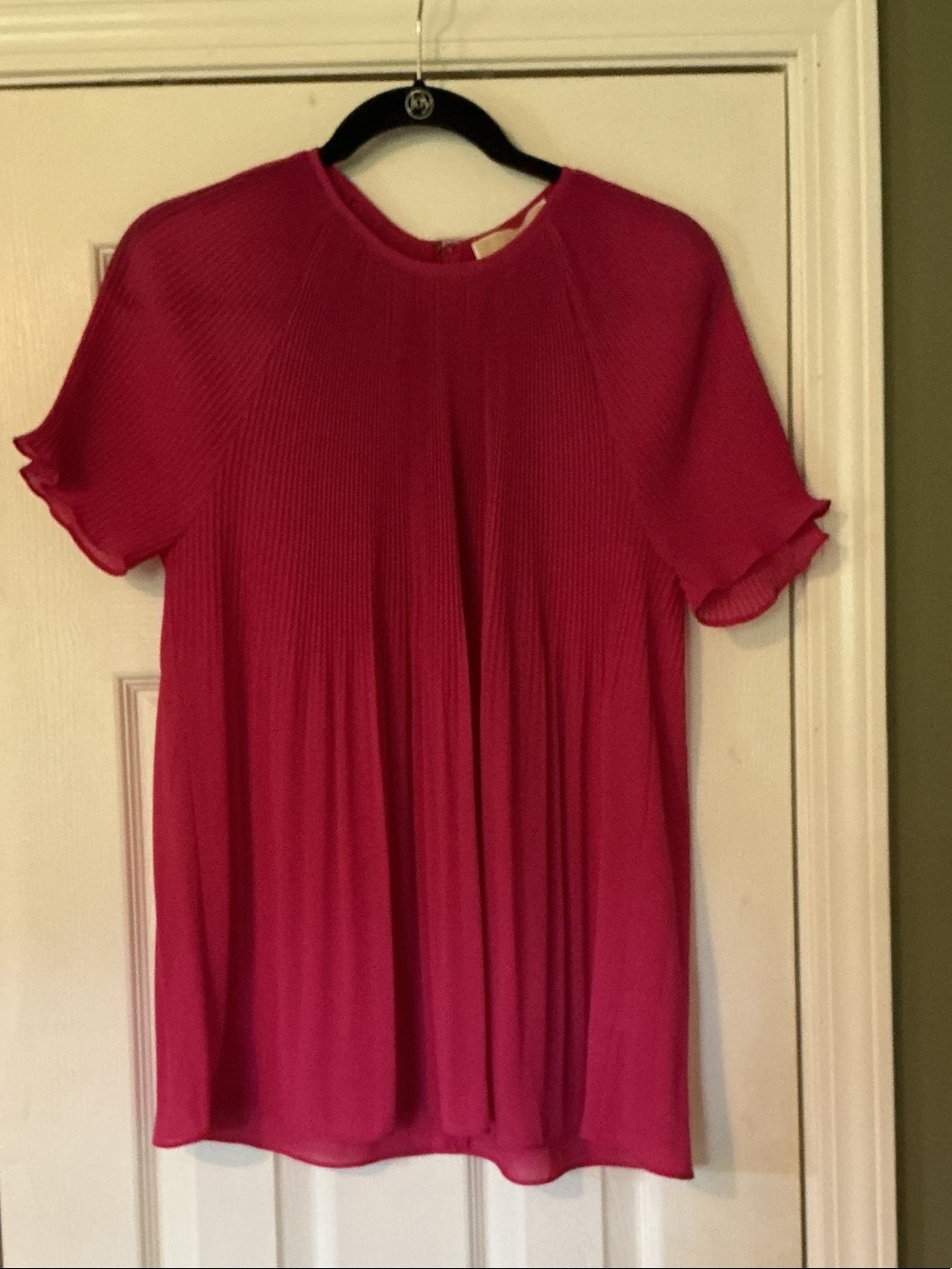 Michael Kors Sz XL Short Sleeve Pleated Tunic Fuchsia Pink Semi Sheer EUC
